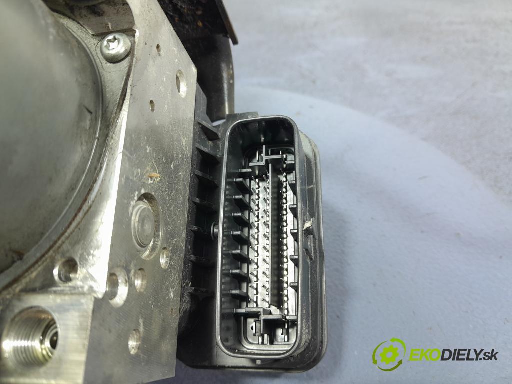Lexus IS 2018 čerpadlo ABS x 89541-53440
