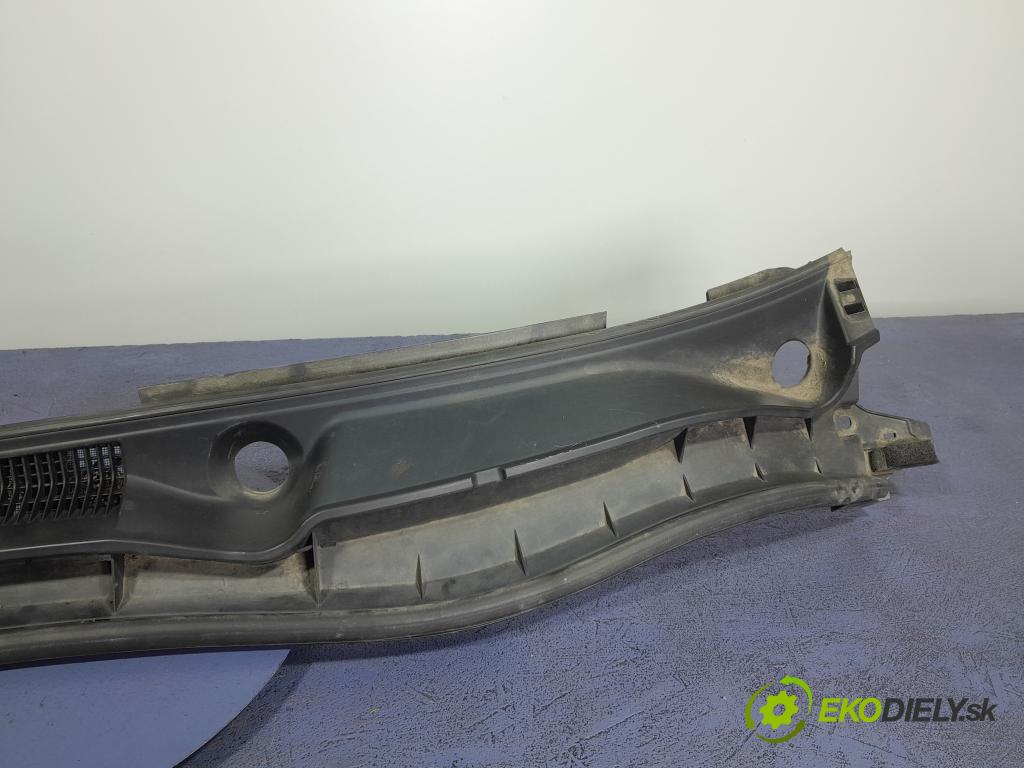 Lexus IS 2018 torpédo 55708-53120