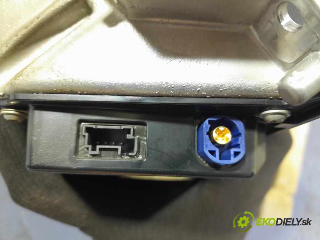 Mercedes S-klasa 2019 displej Radio / GPS A2229002420