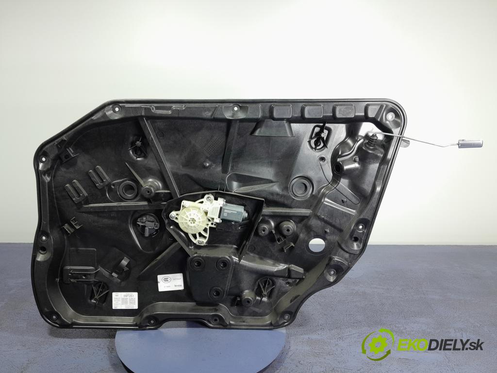 Mercedes S-klasa 2019 mechanismus stahování Sklenka: před v pravo: 01