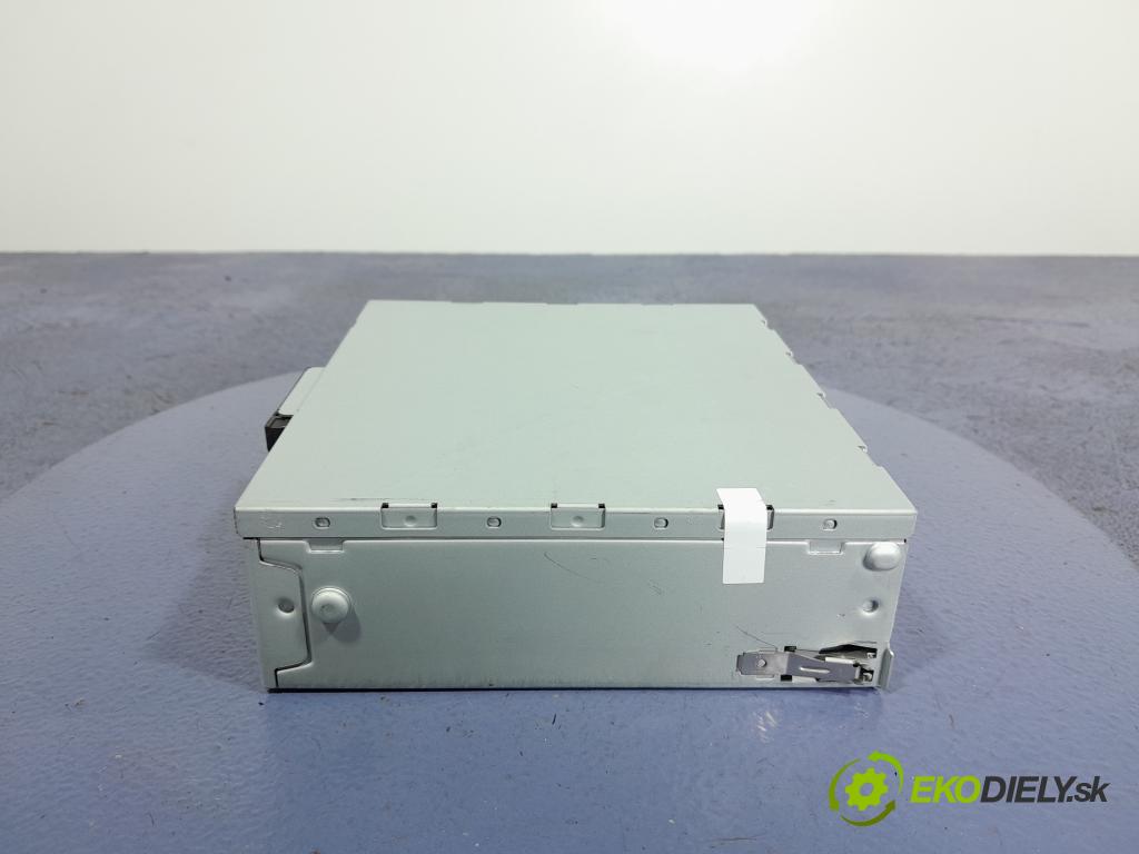 Audi A6 2011 Radio I Navigácia: 4G0035056