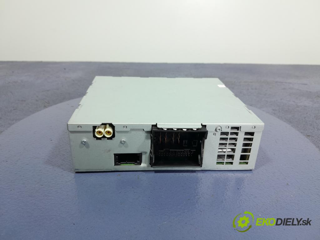 Audi A6 2011 Radio I Navigácia: 4G0035056