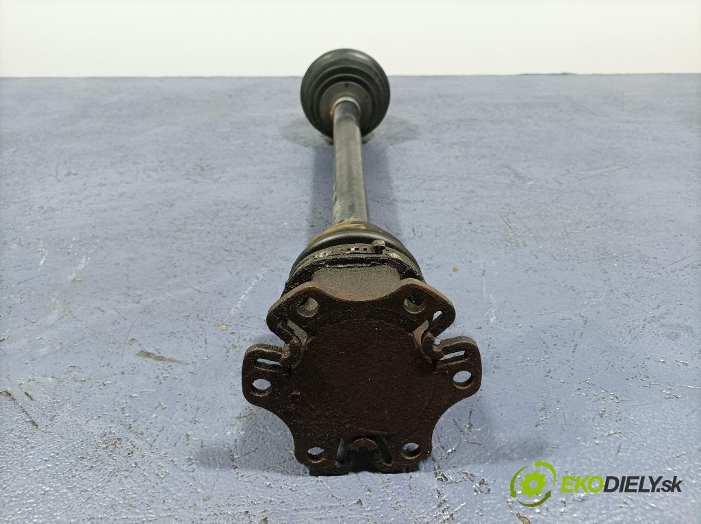 Audi A6 2011 poloos Prava: Predné 4F0407272K
