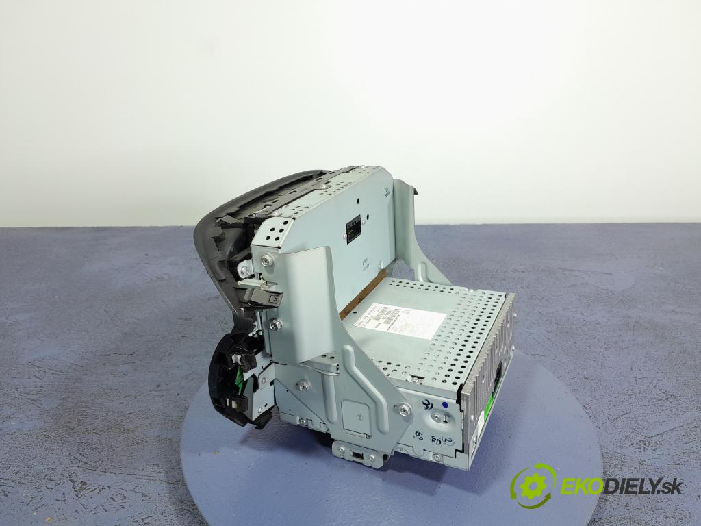 Honda Fr-v 2006 Radio I Navigácia: 39810-SJD-E01