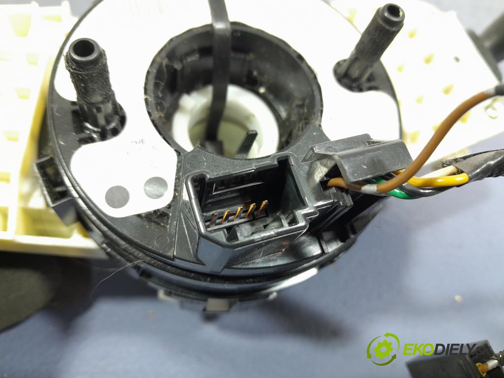 Honda Fr-v 2006 prepínač Komplex: 01