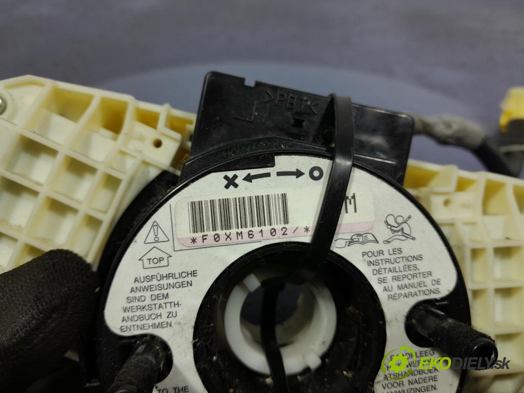 Honda Fr-v 2006 prepínač Komplex: 01