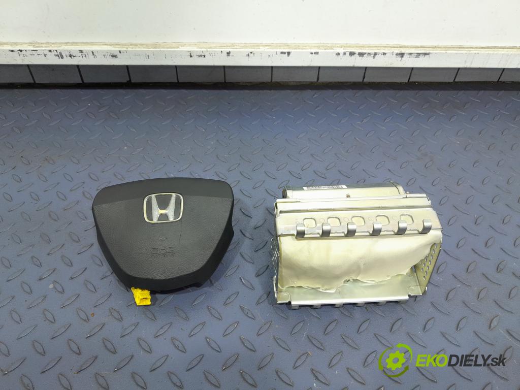 Honda Fr-v 2006 kokpit,pristrojová doska 01