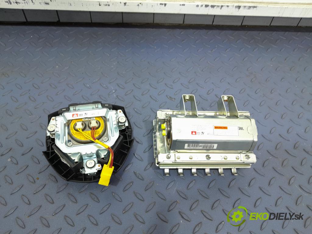 Honda Fr-v 2006 kokpit,pristrojová doska 01
