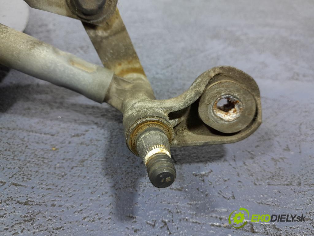 Audi A4 2005 mechanismus motorek Stěrače: před 8E1955119B