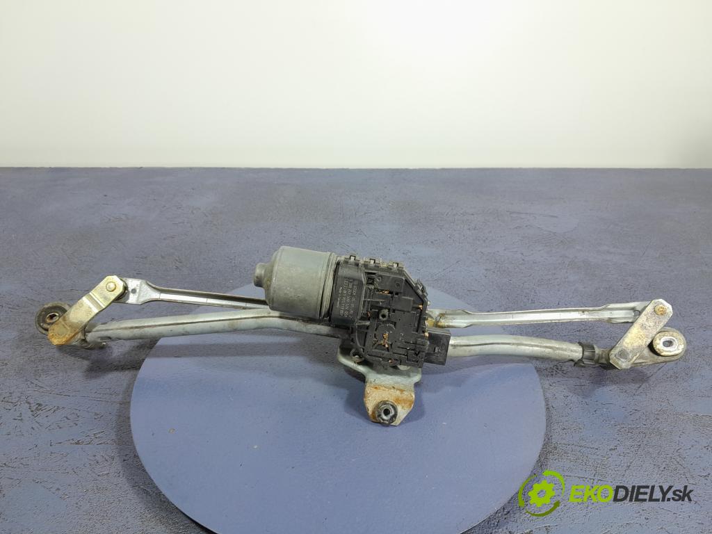 Audi A4 2005 mechanismus motorek Stěrače: před 8E1955119B
