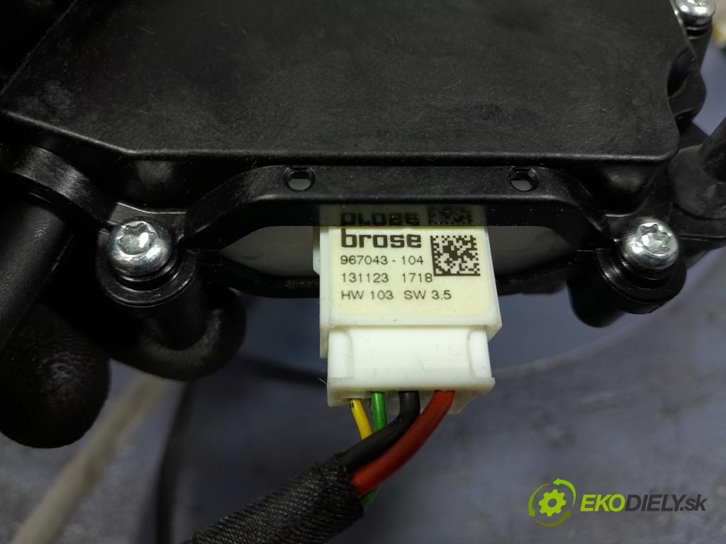 Bmw Seria 3 2014 zámek Klapky: kufr 7269543