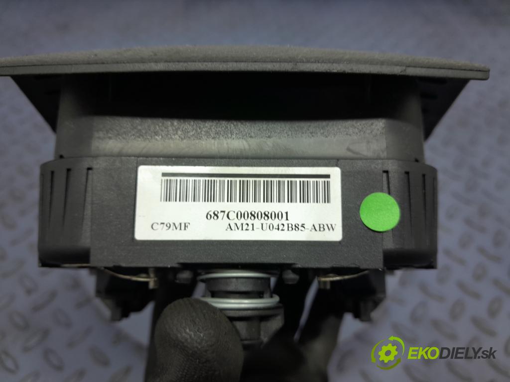 Ford Galaxy 2010 kokpit,pristrojová doska 01