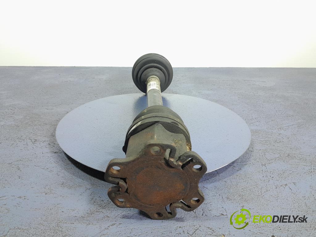 Audi A6 2006 poloos Prava: Predné 4F0407272J