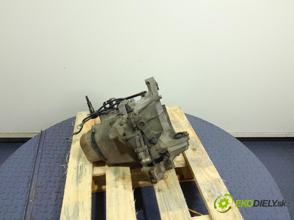 Peugeot 206 2005 prevodovka Manualna 20CP01