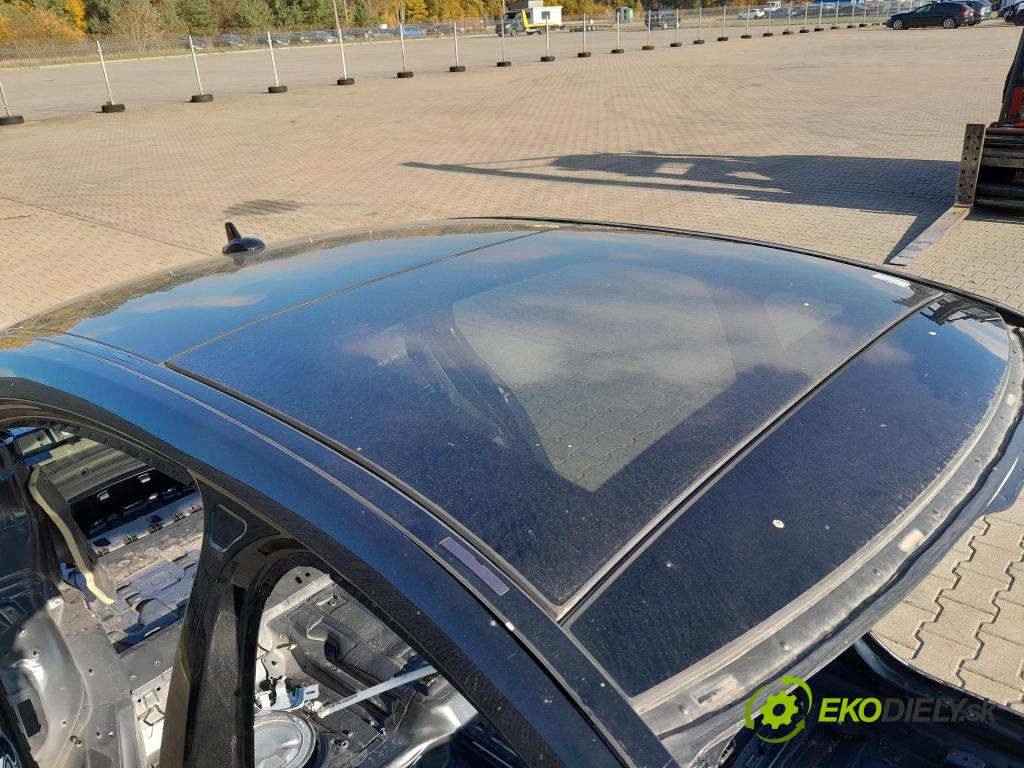 Mercedes S-klasa 2019 Strecha: 01