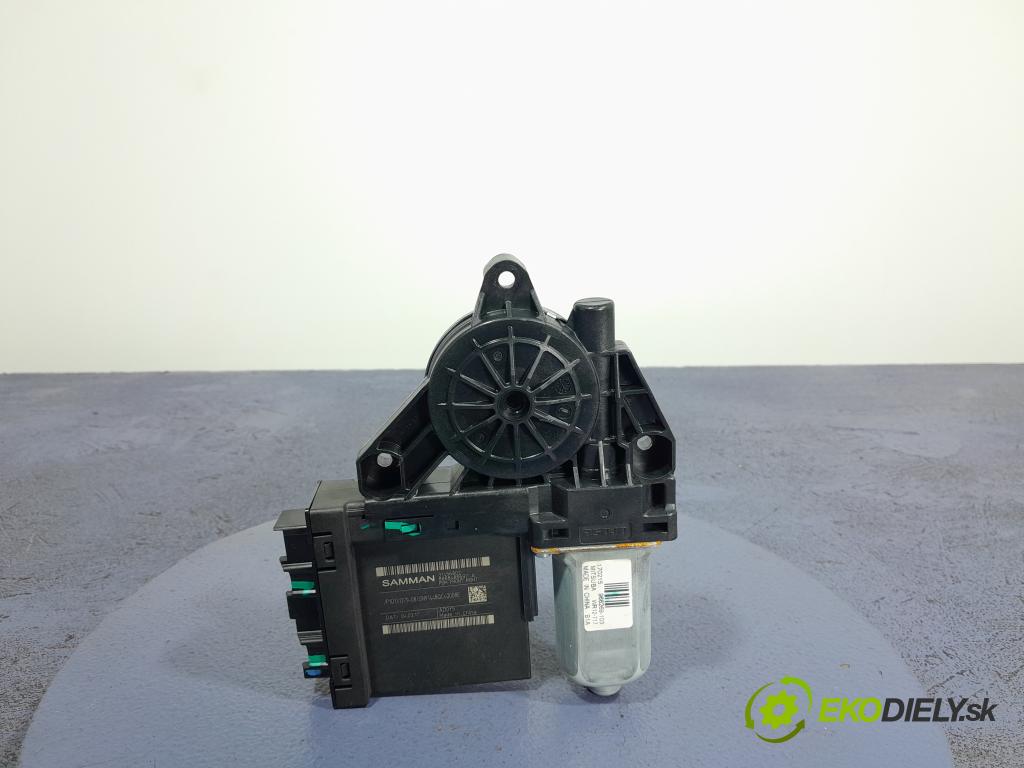 Volvo S90 2017 mechanismus stahování Sklenka: před v pravo: 31456802