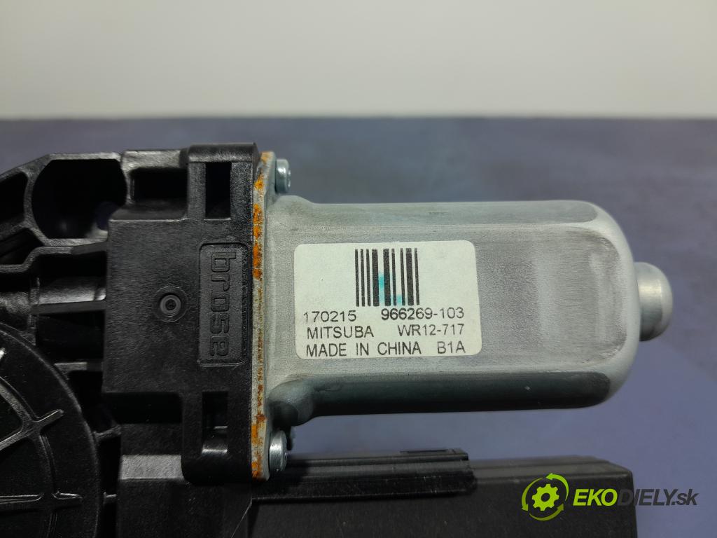 Volvo S90 2017 mechanismus stahování Sklenka: před v pravo: 31456802
