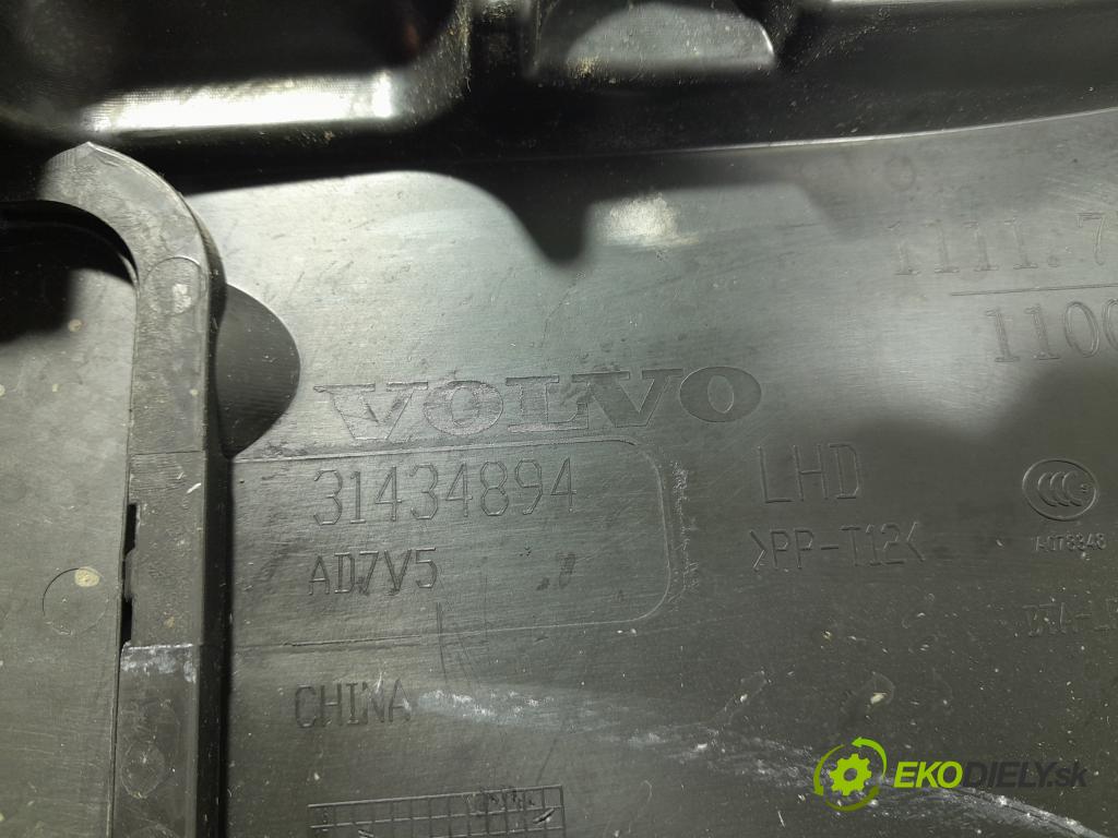 Volvo S90 2017 torpédo 31434894