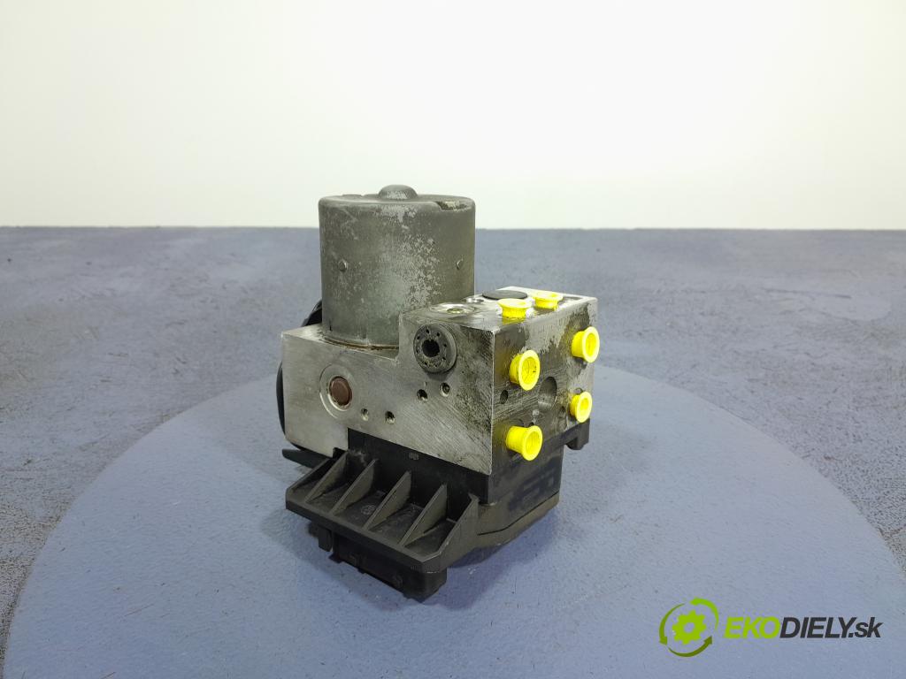 Audi A6 2000 čerpadlo ABS x 8E0614111T