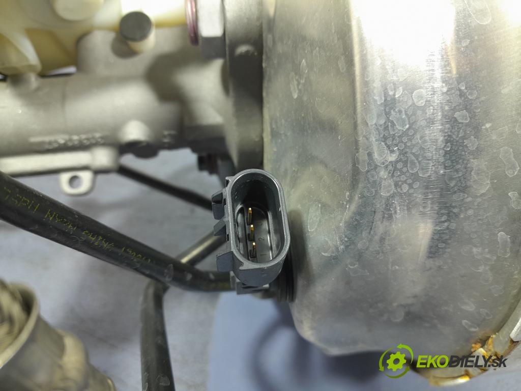 Volvo S90 2017 servo Brzdní: 31471661