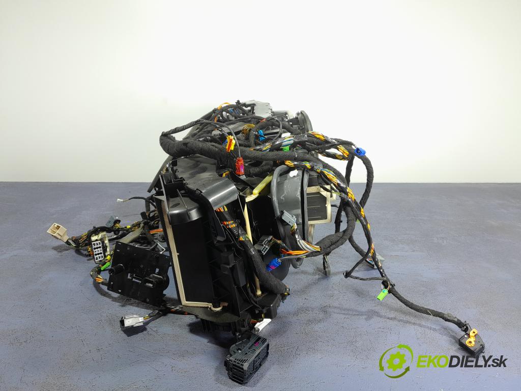 Volvo S90 2017 radiator 31497314