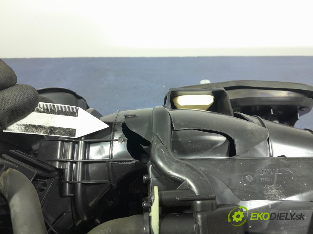 Volvo S90 2017 radiator 31497314