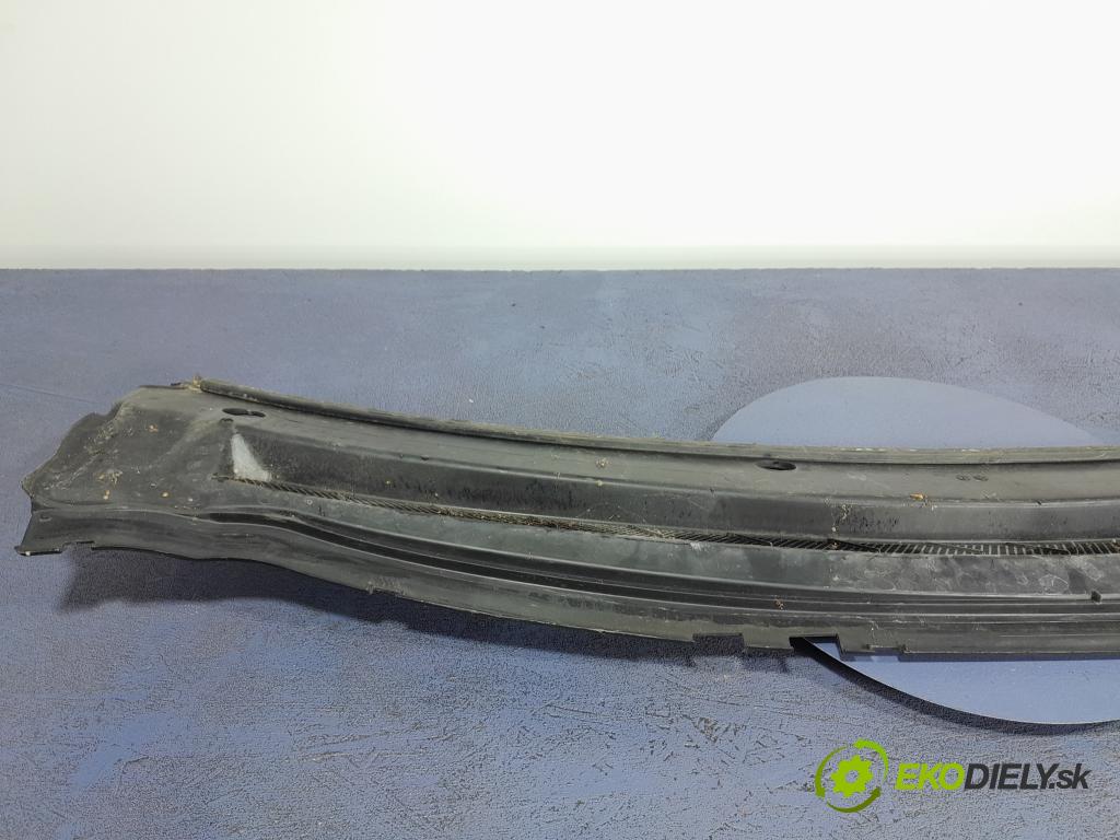 Ford Focus 2009 torpédo 4M51-A02216-AG