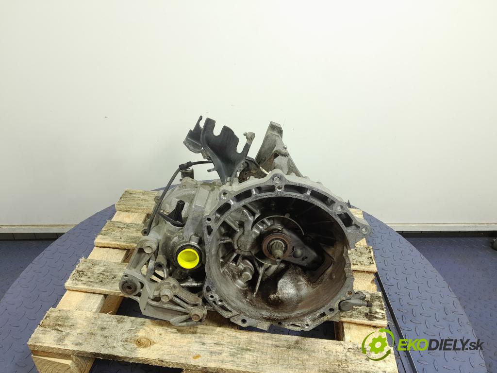Mazda 5 2009 prevodovka Manualna 01