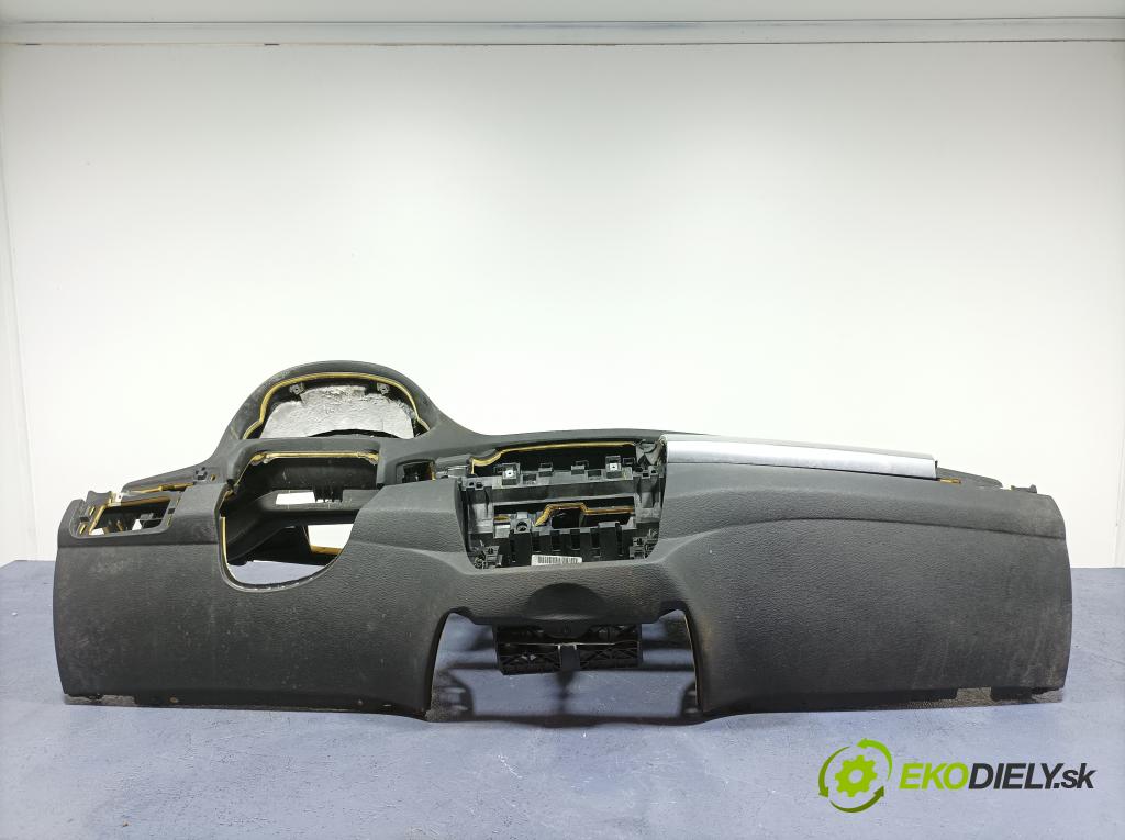 Bmw X6 2009 kokpit,pristrojová doska 01