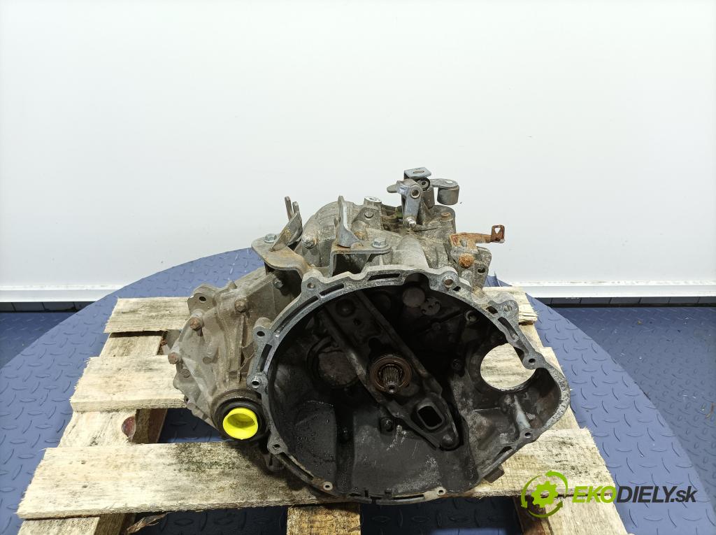 Mitsubishi Colt 2005 prevodovka Manualna PMN130193