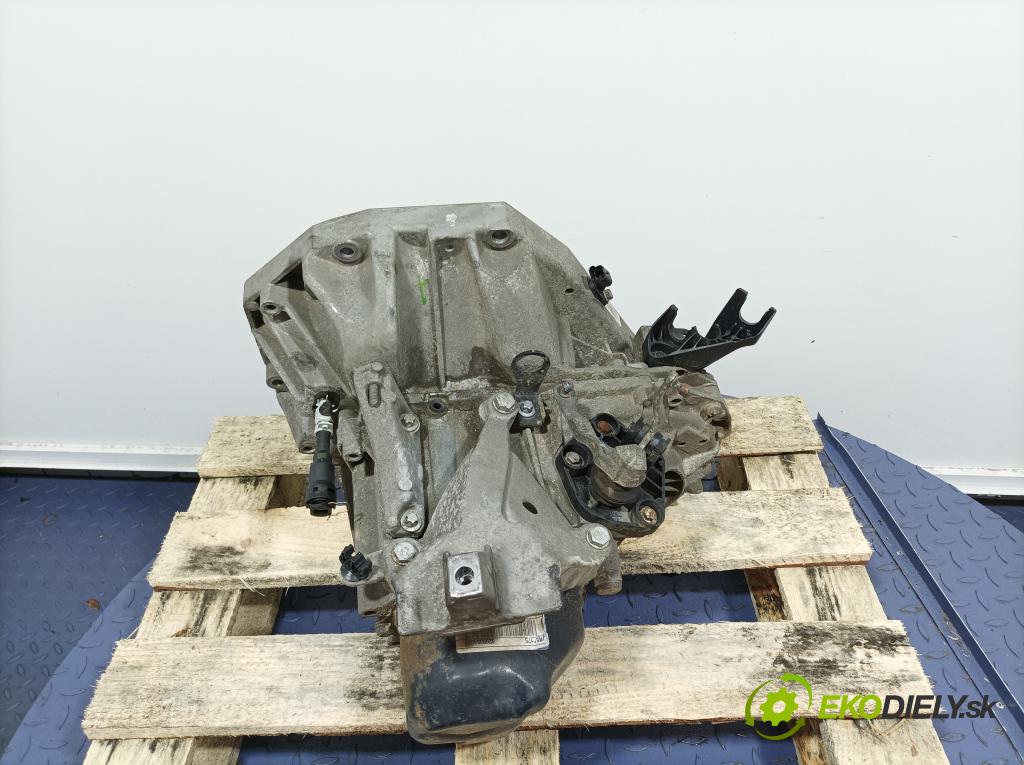 Renault Megane 2009 prevodovka Manualna JR5175