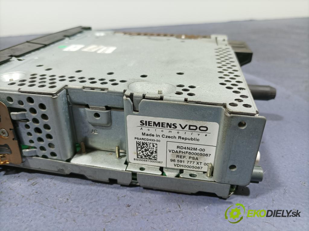 Citroen C4 picasso 2007 Radio I Navigácia: 96591777XT