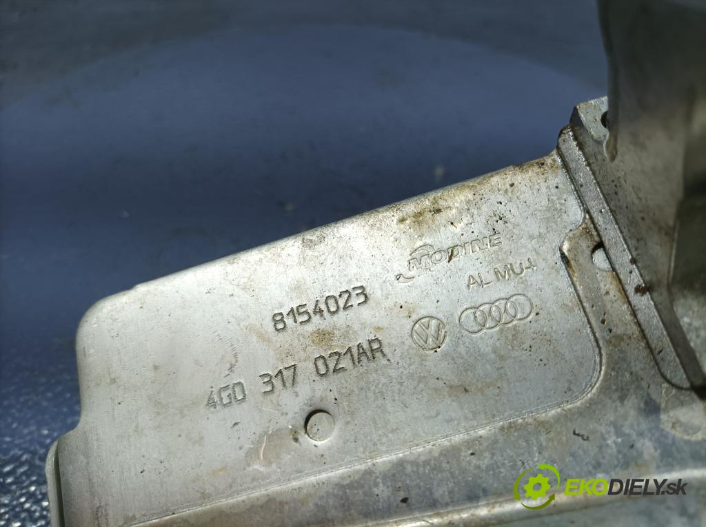 Audi A7 2023 chladič oleja 4G0317021AR