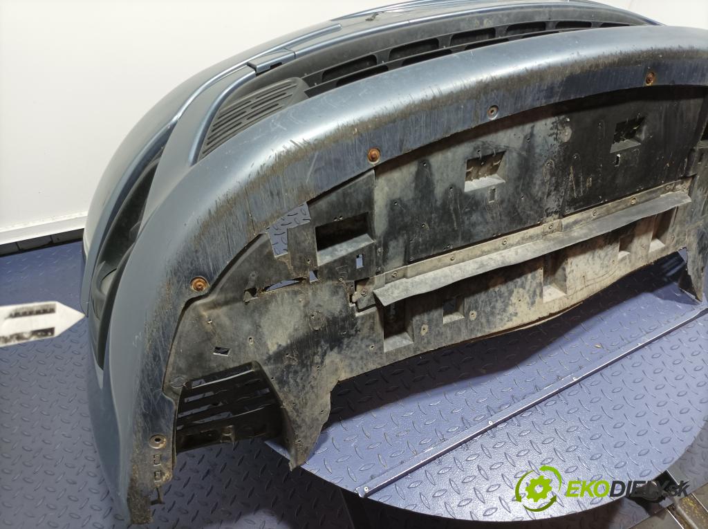 Citroen C4 picasso 2007 nárazník před 01