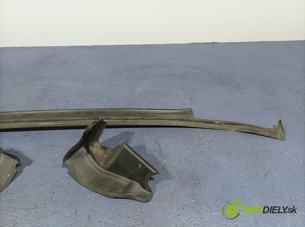 Audi A7 2023 lišta kufra: 4K8827229