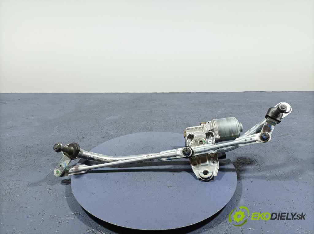 Volvo Xc40 2024 mechanismus motorek Stěrače: před 32378426