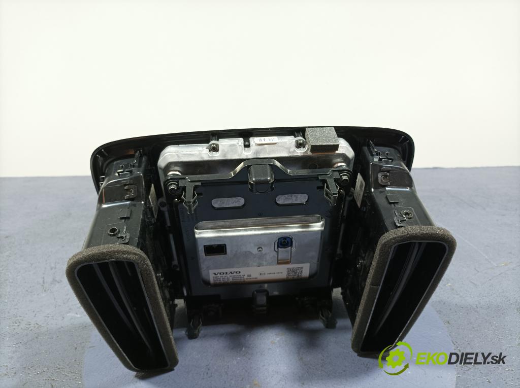Volvo Xc40 2024 displej Radio / GPS 32350422