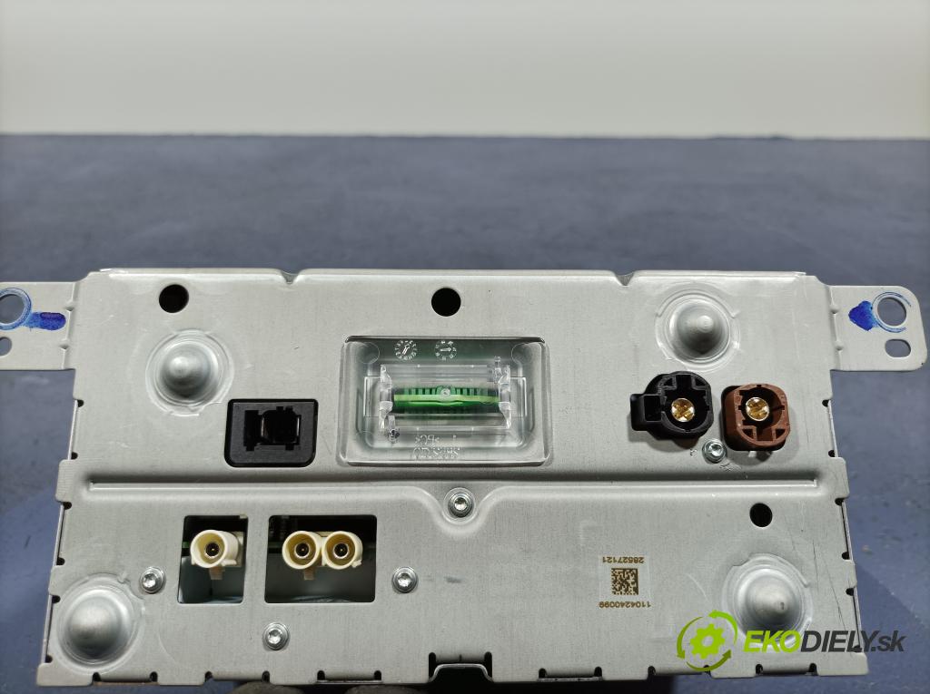 Volvo Xc40 2024 Radio I Navigácia: 32413742