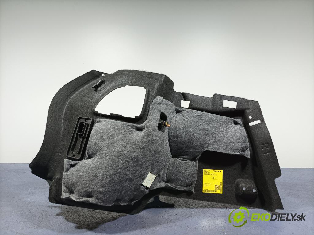 Volvo Xc40 2024 Tapacír: kufr 32394237