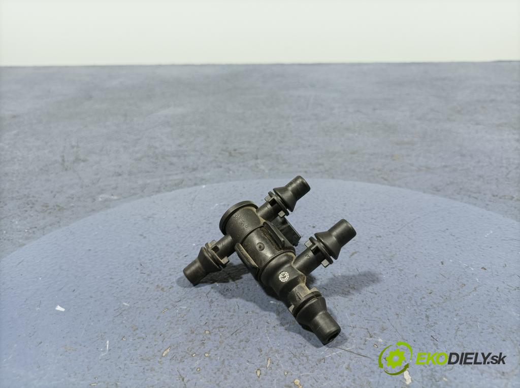 Mercedes E-klasa 2019 ventil Vákuum: A0005061000