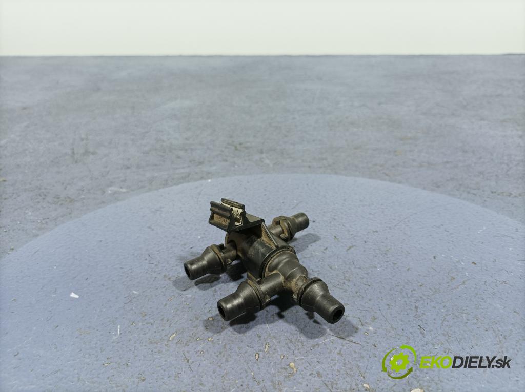 Mercedes E-klasa 2019 ventil Vákuum: A0005061000