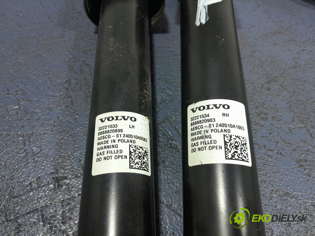 Volvo Xc40 2024 tlmič zad Vľavo.: 32221534