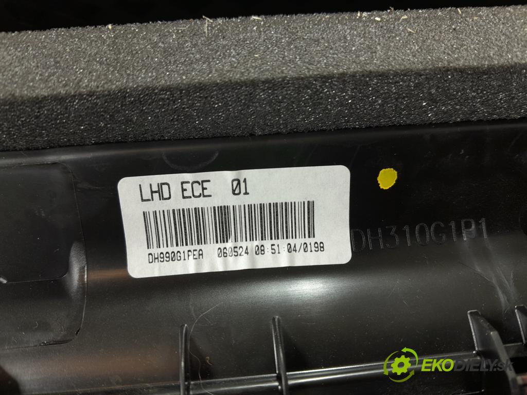 Volvo Xc40 2024 radiator 32329501