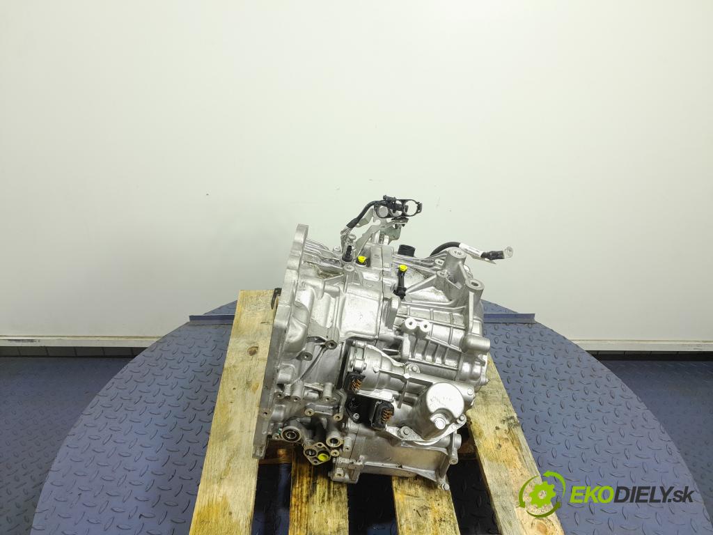 Volvo Xc40 2024 prevodovka automatická 7DCTEVO