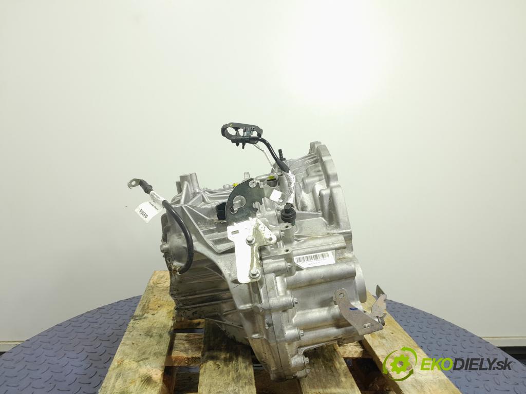 Volvo Xc40 2024 prevodovka automatická 7DCTEVO