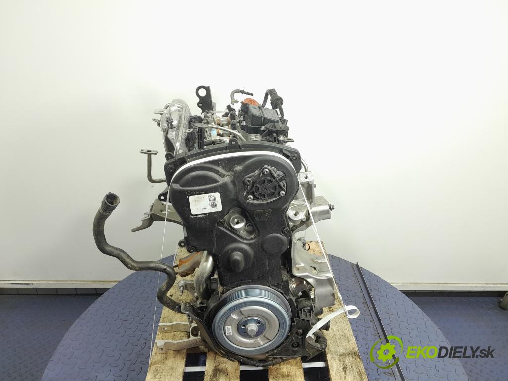 Volvo Xc40 2024 motor Benzín: B420T4