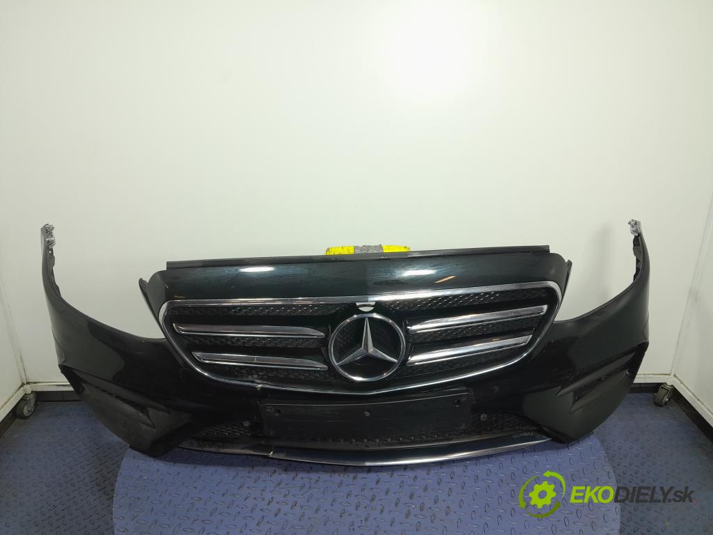 Mercedes E-klasa 2019 nárazník před 01