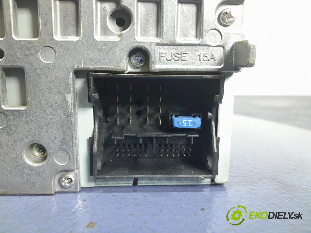 Audi A4 2008 Radio I Navigácia: 8T1035186C