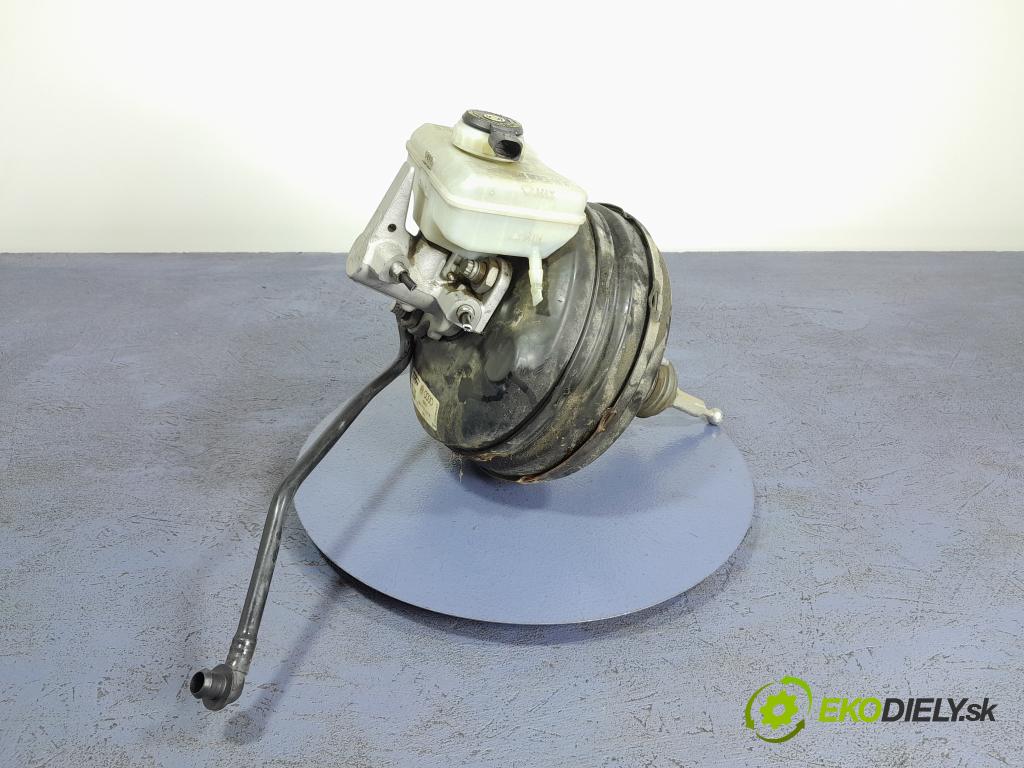 Audi A4 2008 servo Brzdní: 8K0612103K