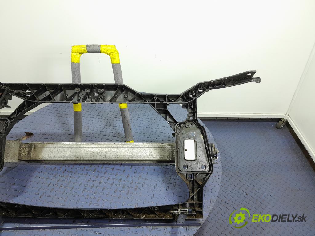 Audi A4 2008 výztuha Čelní / stěna Přední 8K0805594J